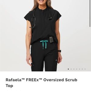 Figs Scrub Top